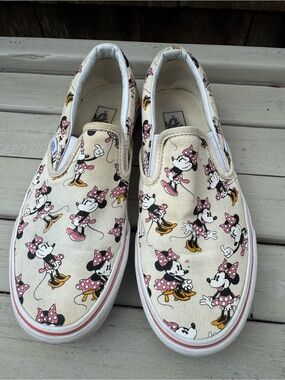Vans Disney Minnie Mouse Slip-On Shoes Women’s 7.5